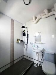 Blk 533 Hougang Avenue 6 (Hougang), HDB Executive #553871701